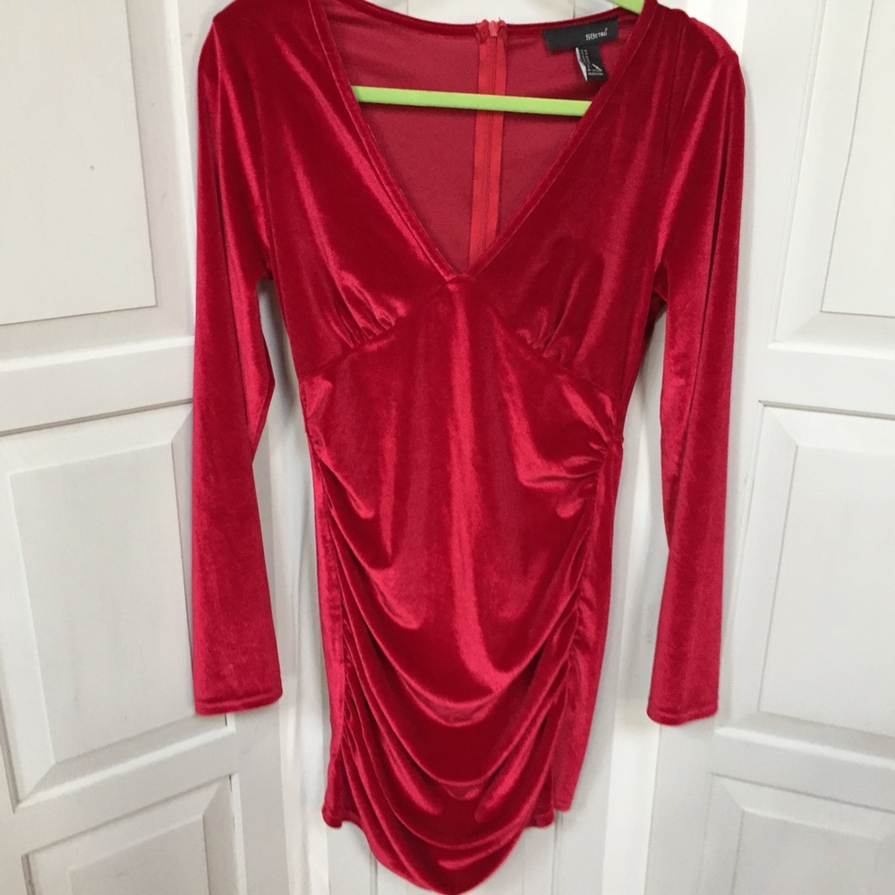 SBetro Red Velvet Dress w/ Ruched Sides - Picture 2 of 16